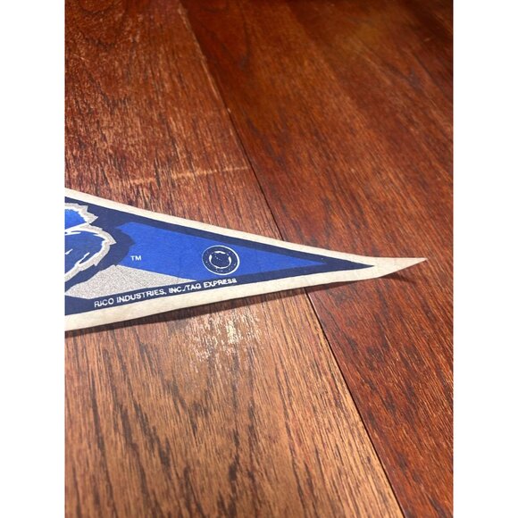 Mini 1990s Vancouver Canucks Hockey Sports NHL Vintage Pennant - Picture 5 of 9